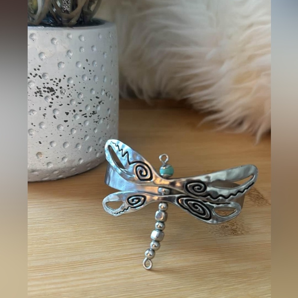 Dragonfly bracelet